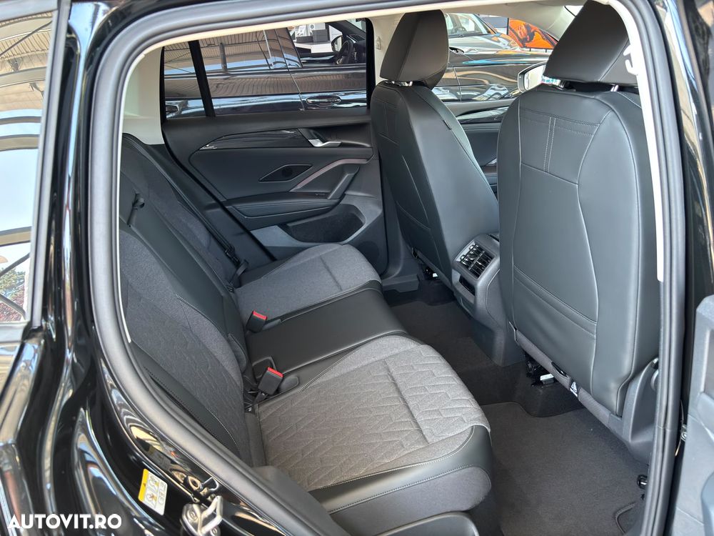 Volkswagen Tiguan - 13