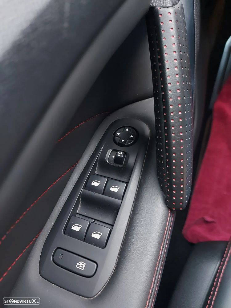 Peugeot 308 SW 1.6 BlueHDi GT Line - 26