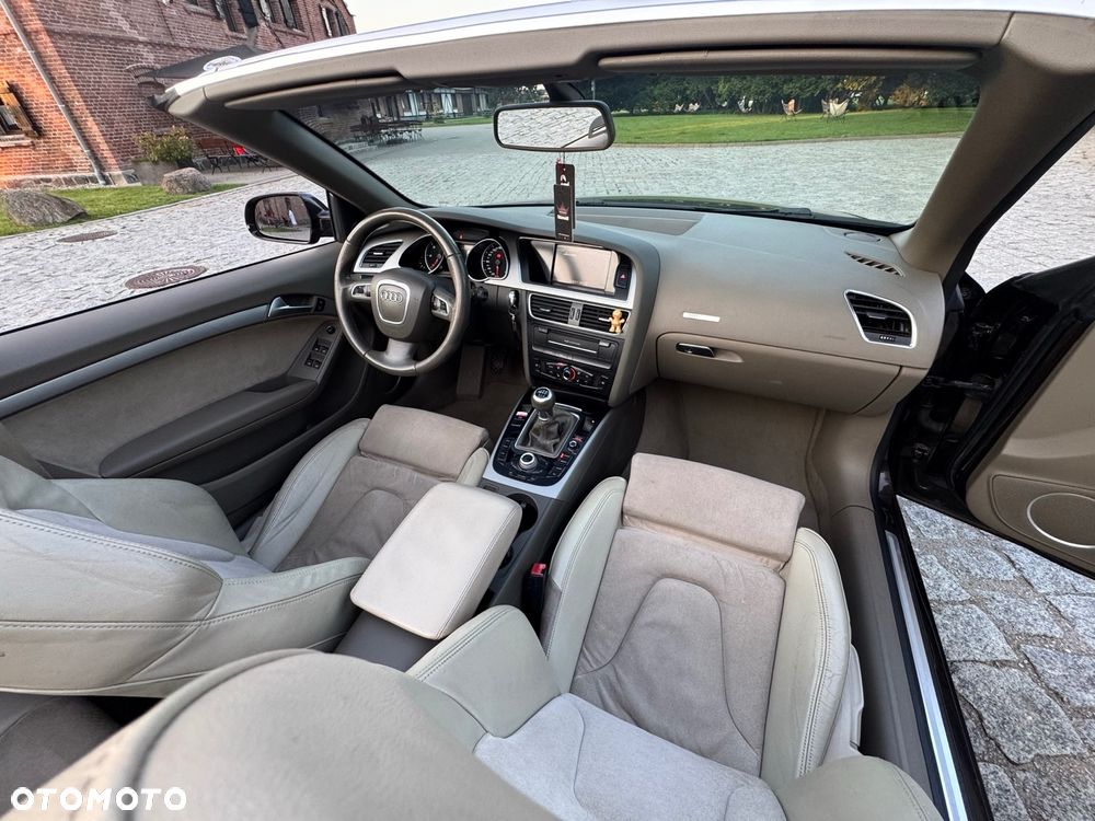 Audi A5 Cabrio - 30