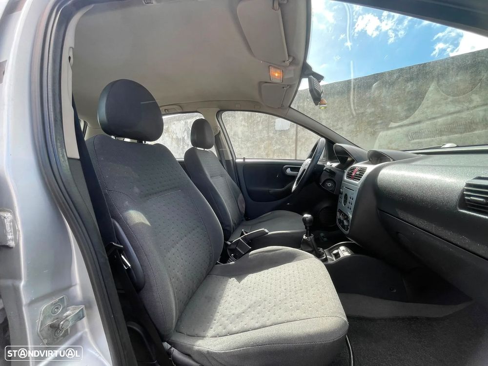 Opel Corsa 1.3 CDTI Enjoy R - 11