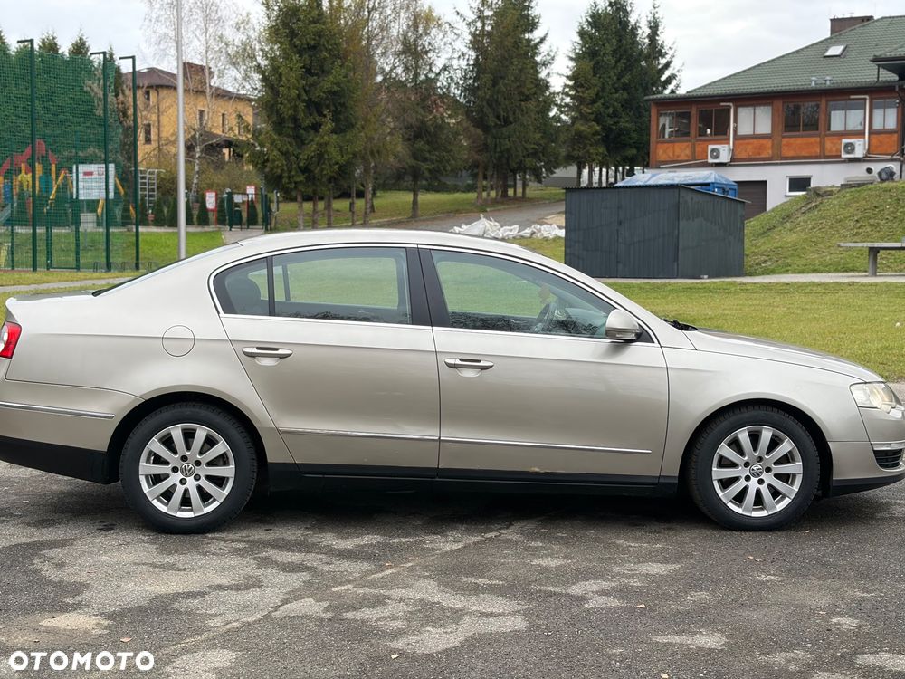 Volkswagen Passat 2.0 TDI Comfortline - 3