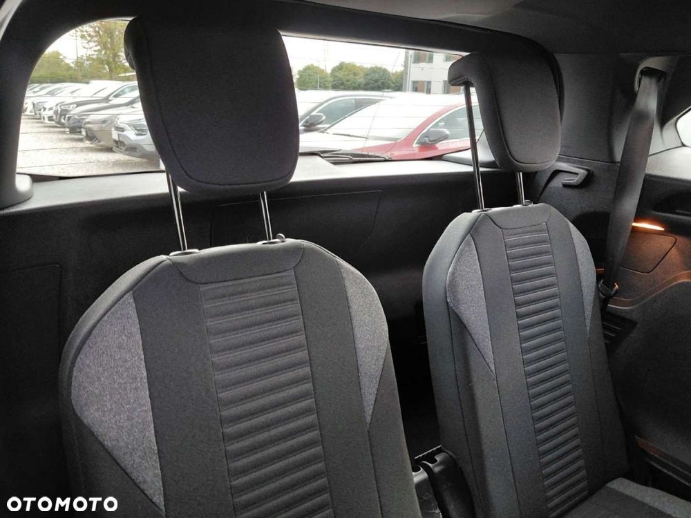 Peugeot 5008 - 19