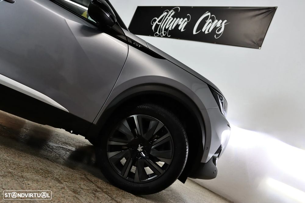 Peugeot 2008 PureTech 155 EAT8 GT - 37