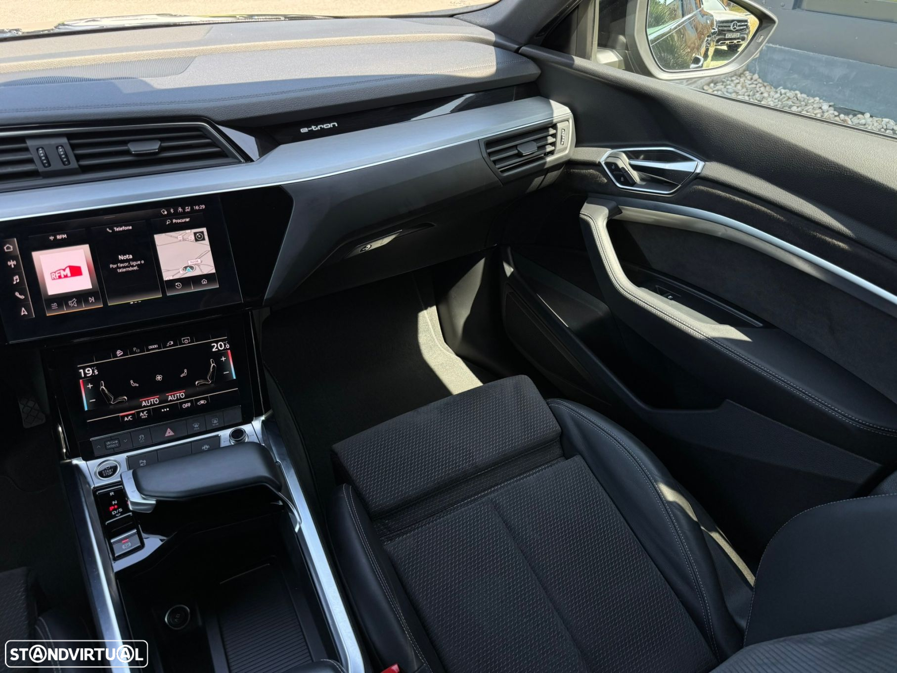 Audi e-tron 55 quattro S line - 26