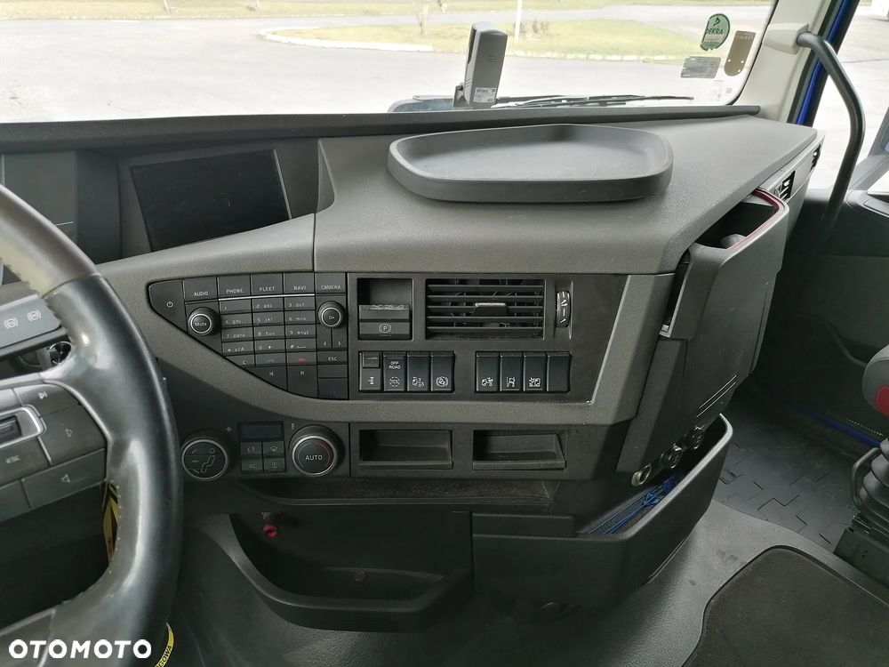 Volvo FH4 / Euro 6 / Krajowy / Full Serwis ASO / - 11