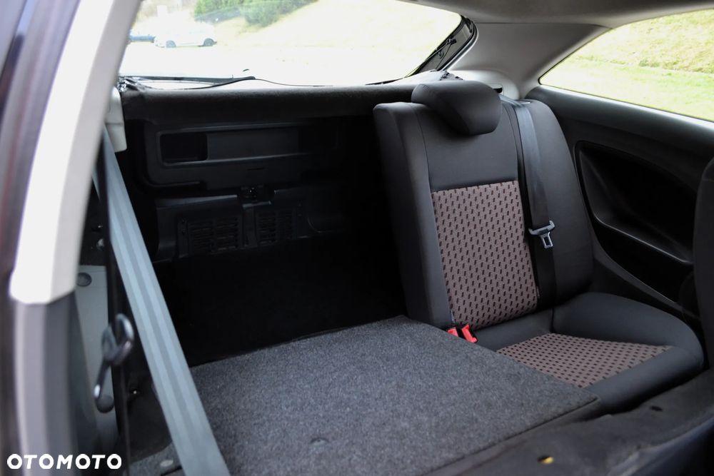 Seat Ibiza SC 1.9 TDI DPF Sport - 15