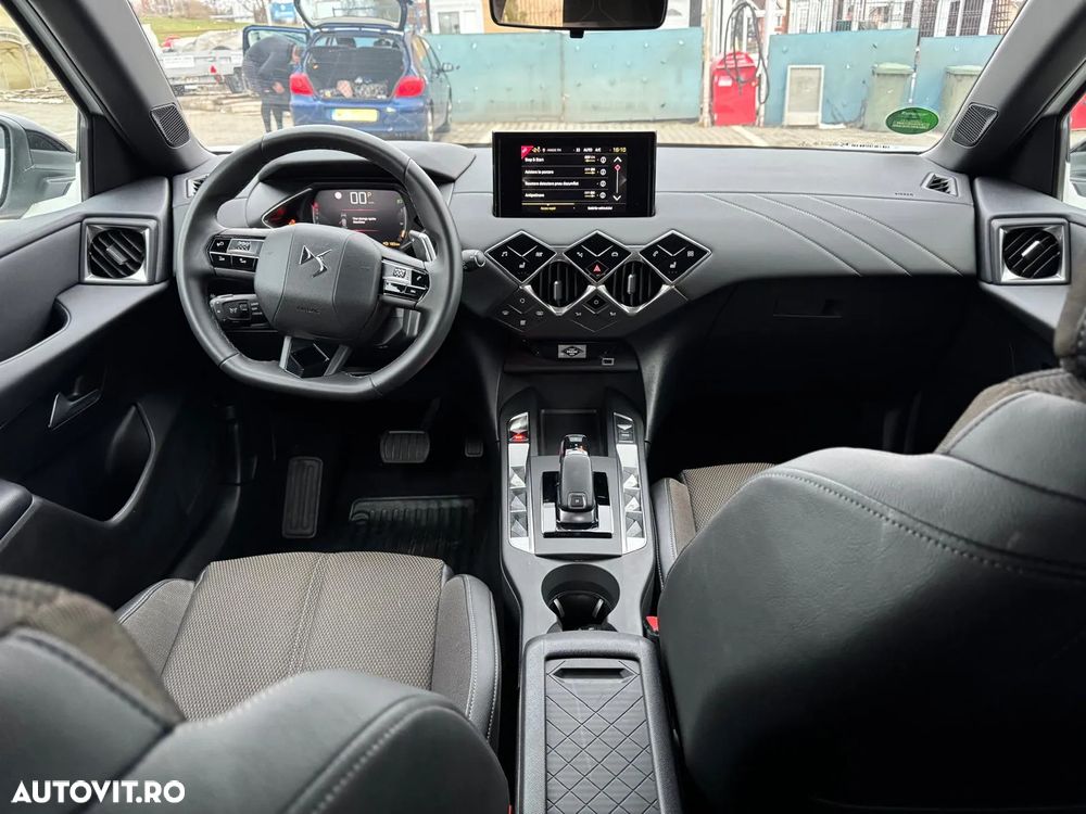 DS Automobiles DS 3 Crossback DS3 1.5 BlueHDi 130 S&S EAT8 Grand Chic - 8