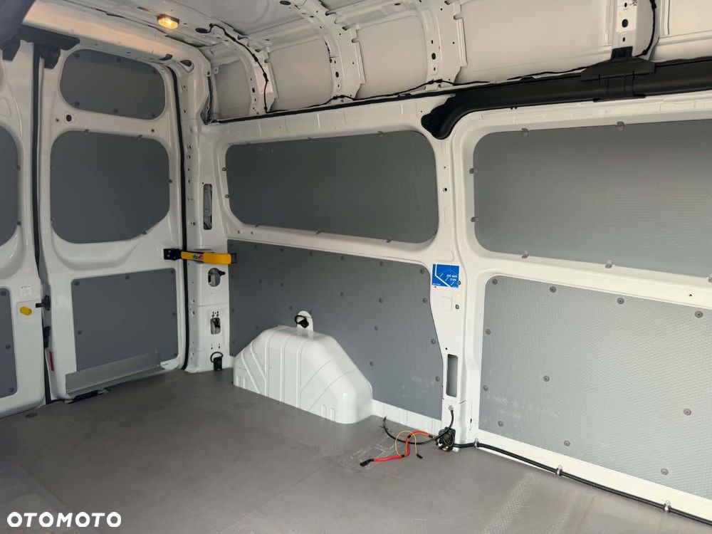 Ford Transit Custom - 27