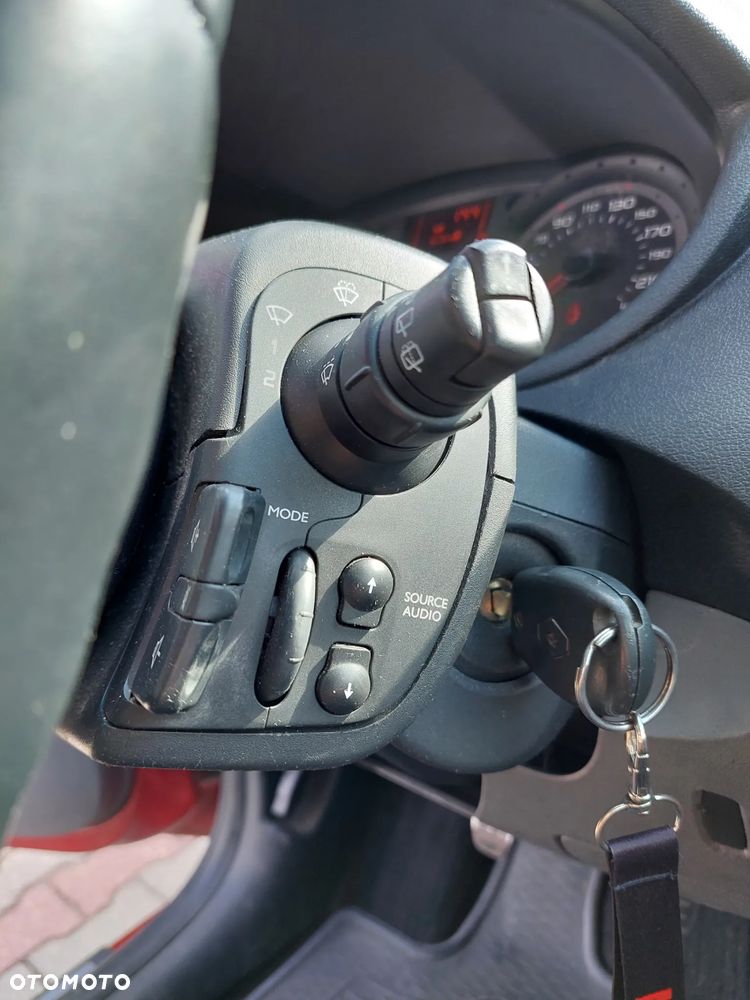 Renault Clio 1.2 16V Expression - 7