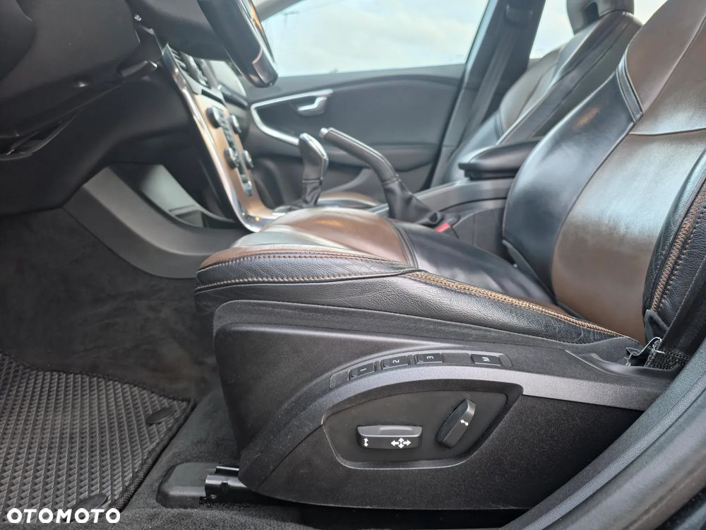Volvo V40 D2 Momentum - 7