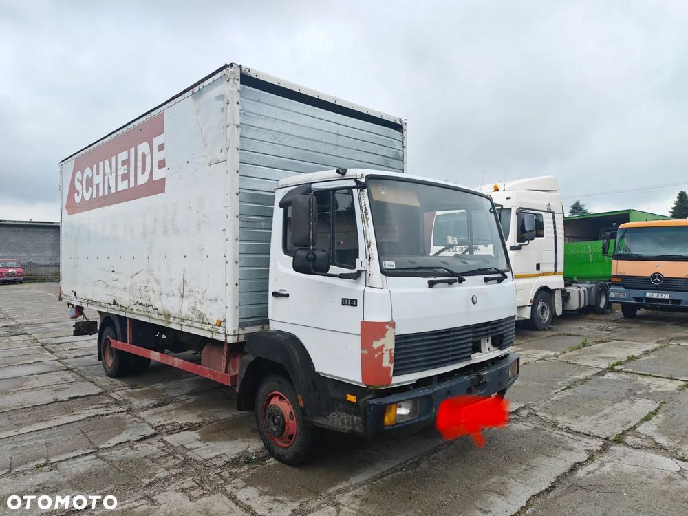 Mercedes-Benz 814 6 cylinder - 3