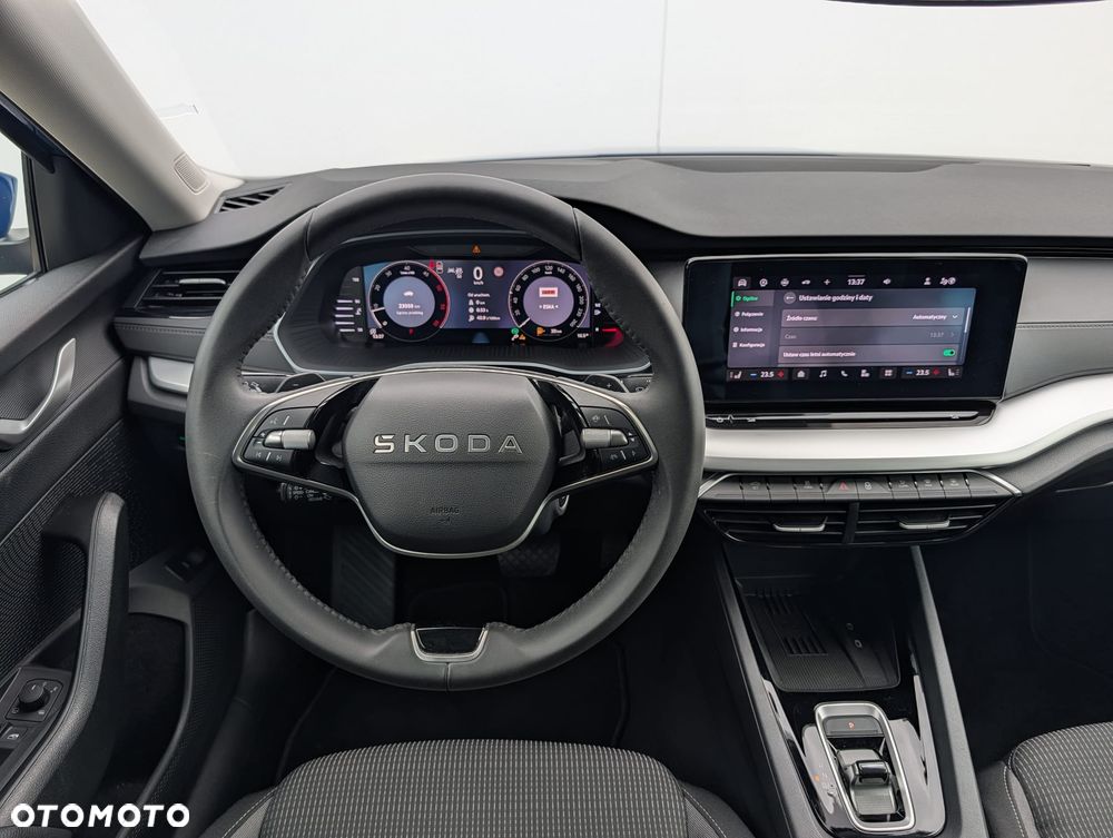 Skoda Octavia 2.0 TDI Edition 130 Selection DSG - 20
