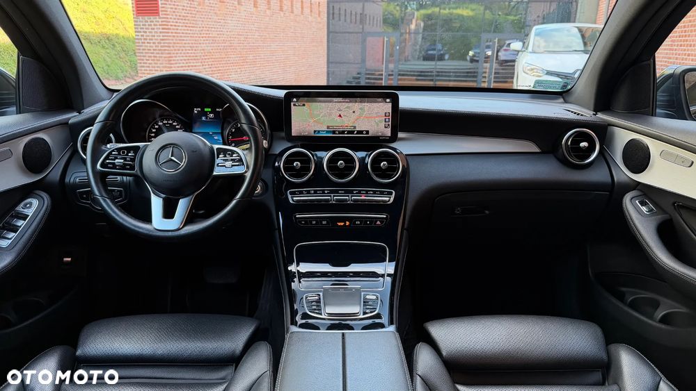 Mercedes-Benz GLC - 14