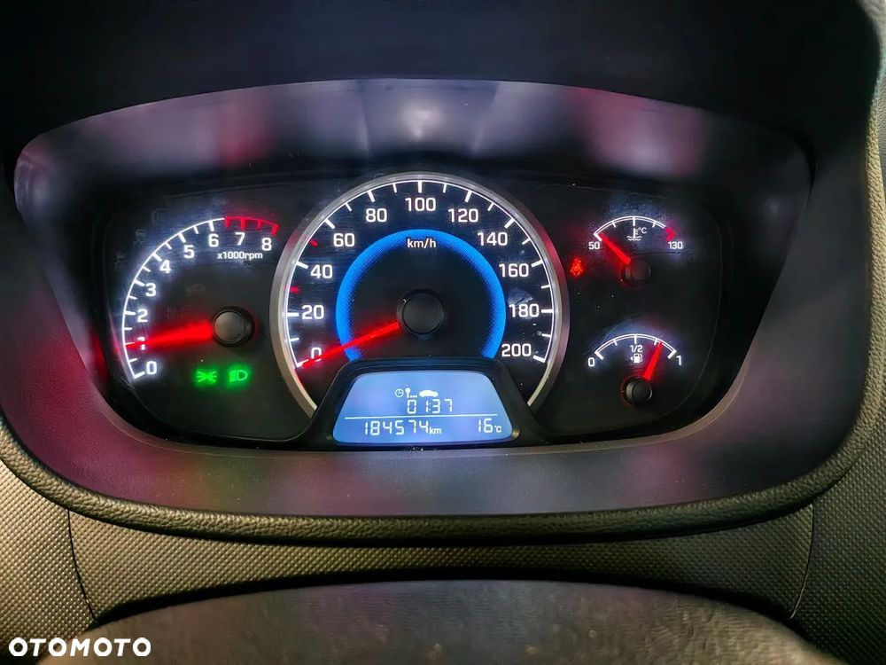 Hyundai i10 1.0 Trend - 12