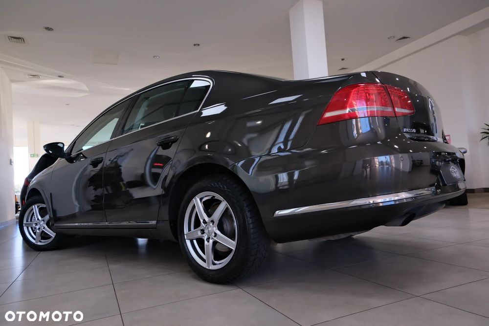 Volkswagen Passat 1.4 TSI Trendline - 18