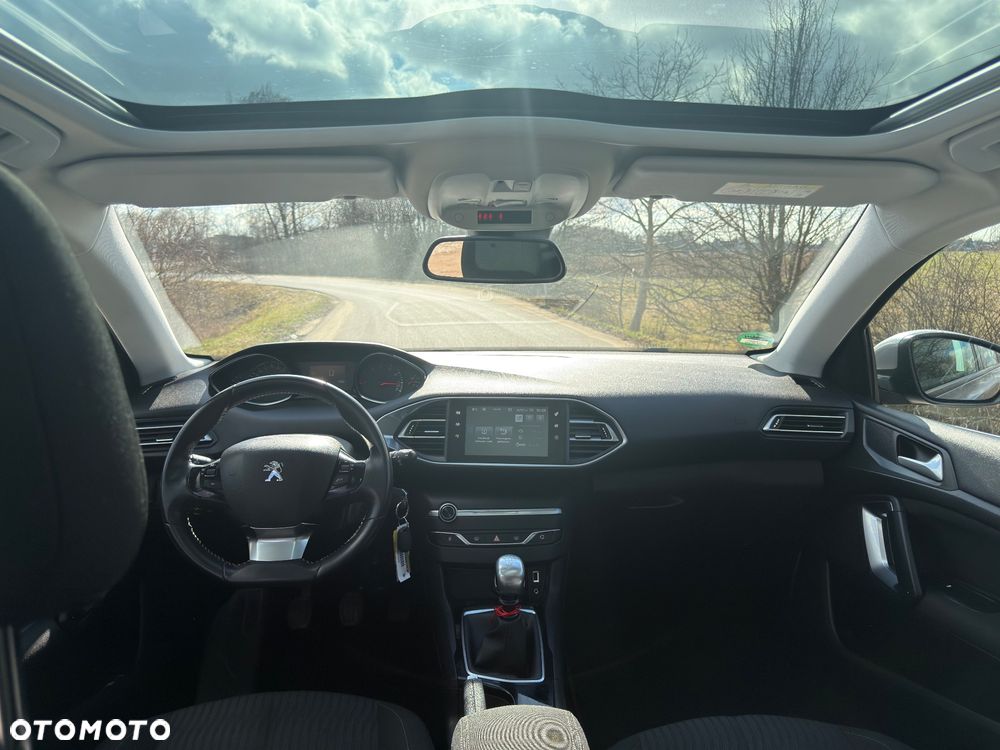 Peugeot 308 PureTech 130 GPF Stop & Start Active Business-Paket - 10