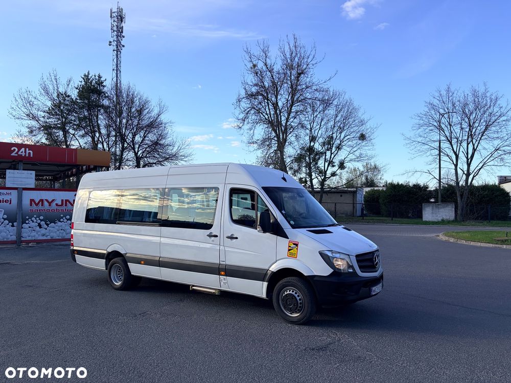 Mercedes-Benz 513 - 1