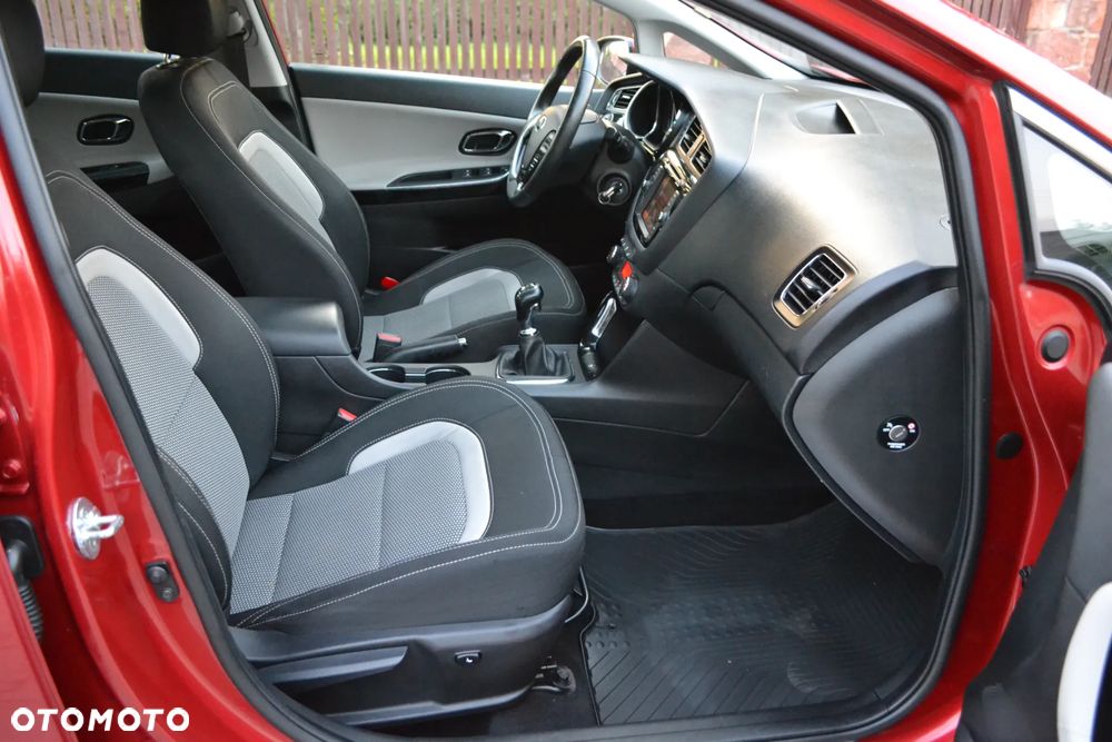 Kia Ceed 1.6 GDI Platinum Edition - 20