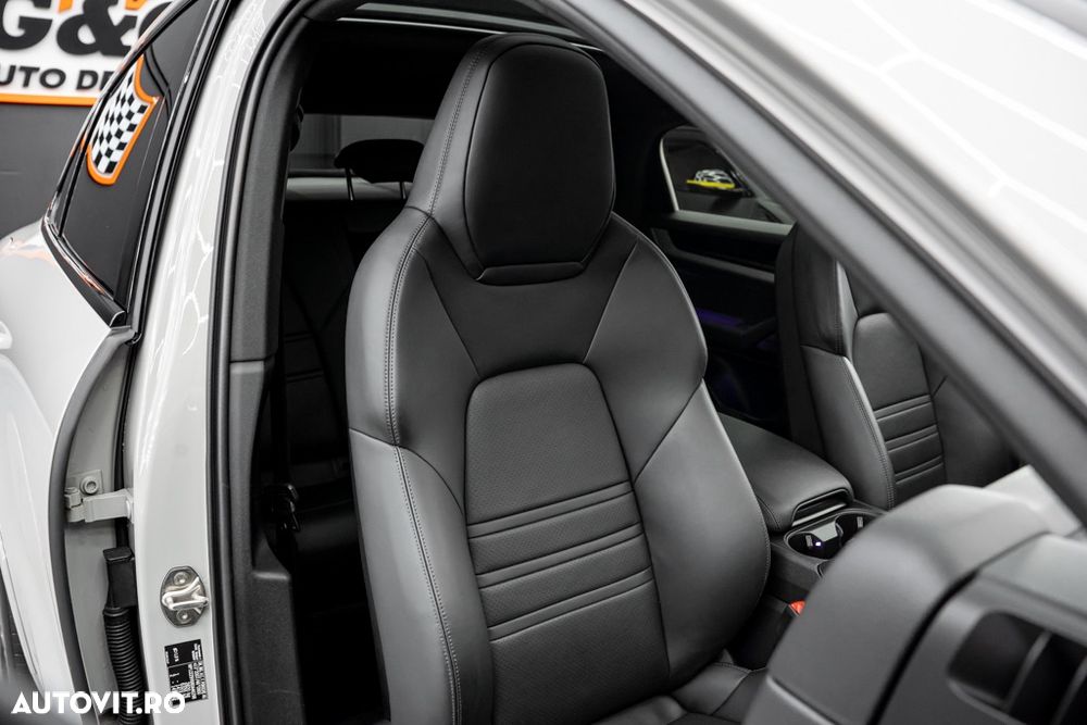 Porsche Cayenne Coupe Standard - 13