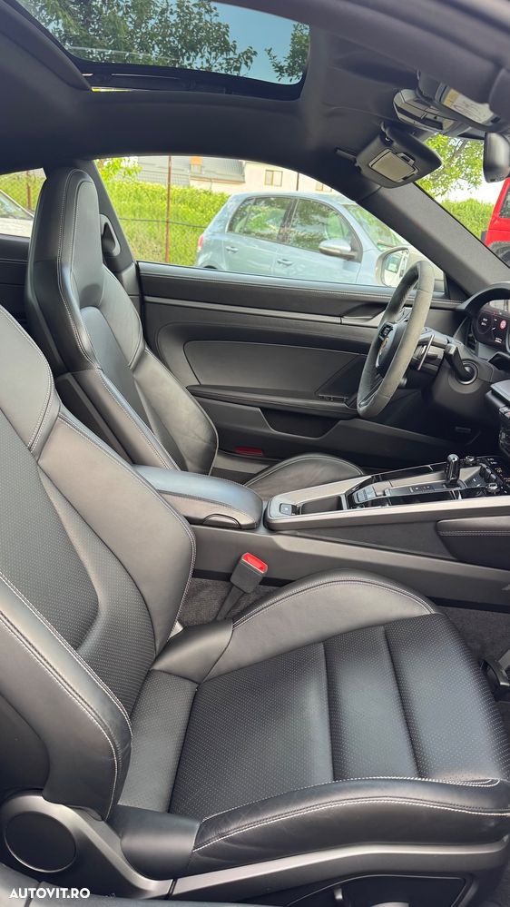 Porsche 911 Carrera S PDK - 13