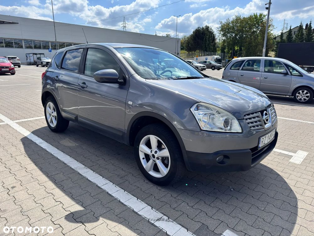 Nissan Qashqai - 1