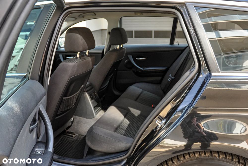 BMW Seria 3 318i Edition Lifestyle - 8