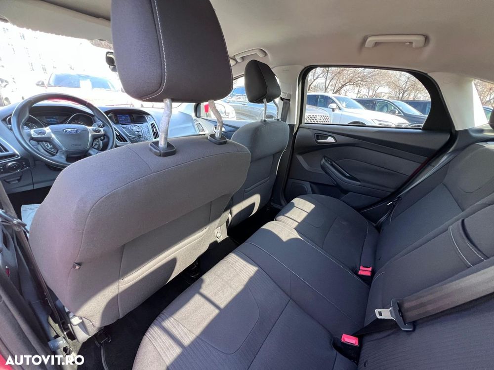 Ford Focus 1.6 EcoBoost Start Stop Titanium - 10