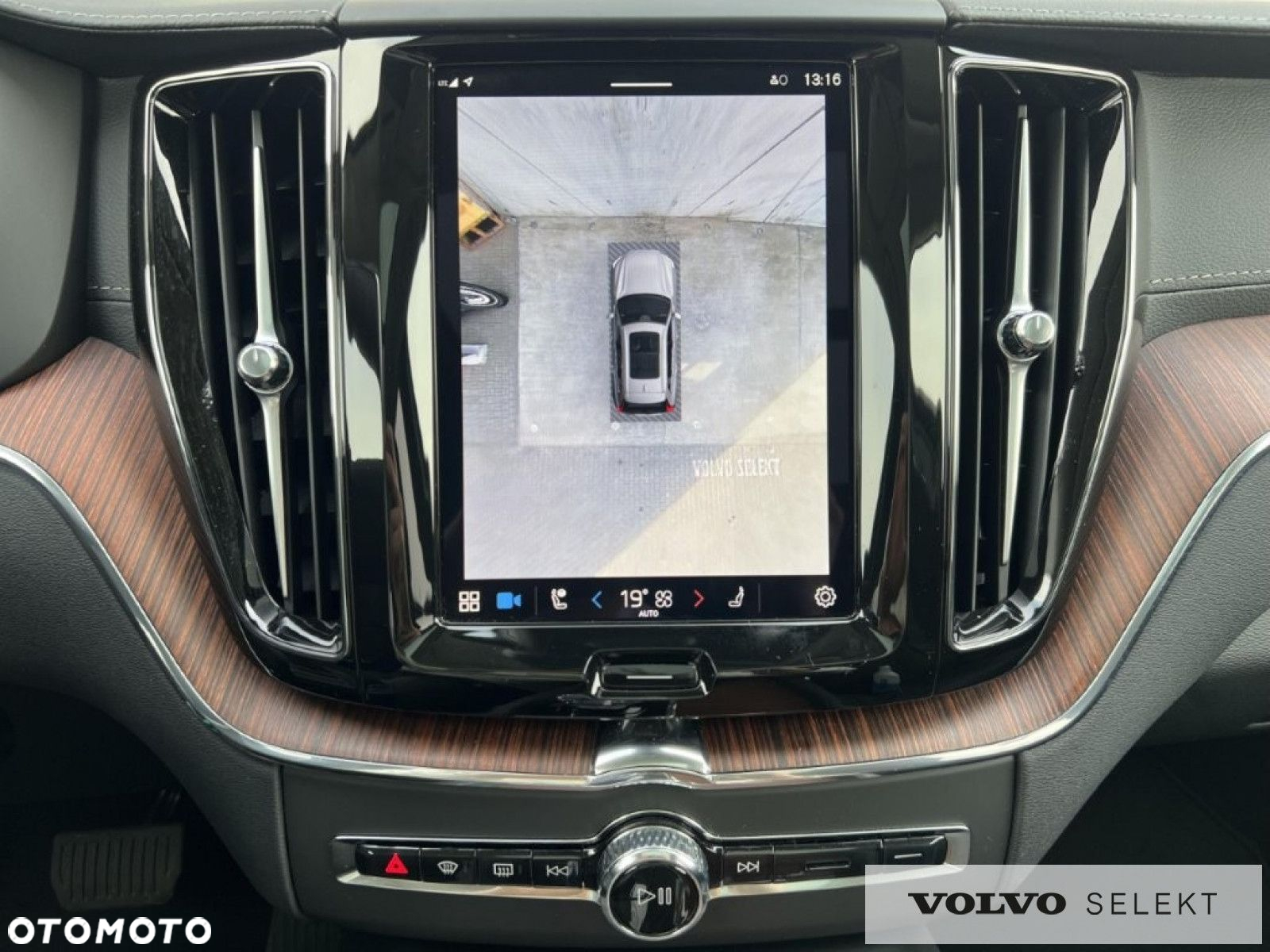 Volvo XC 60 - 33