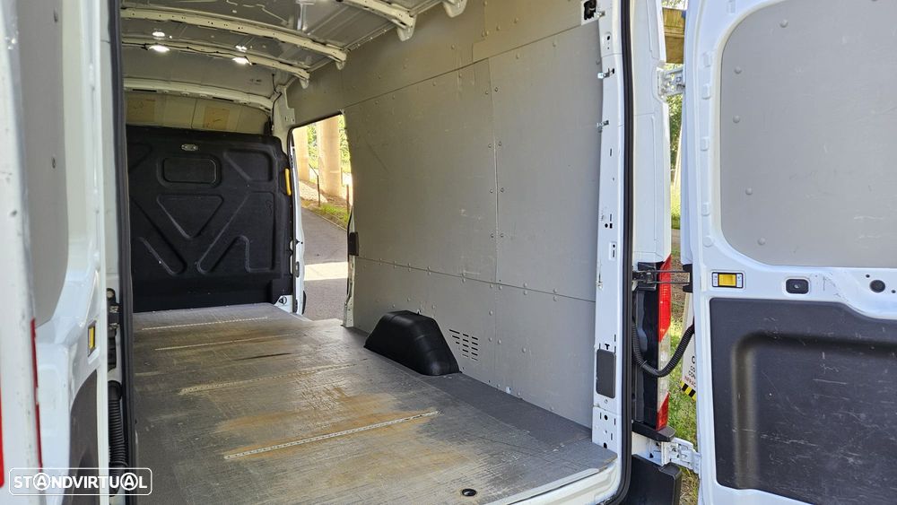Ford Transit L4 H4 2.0   170CV - 31