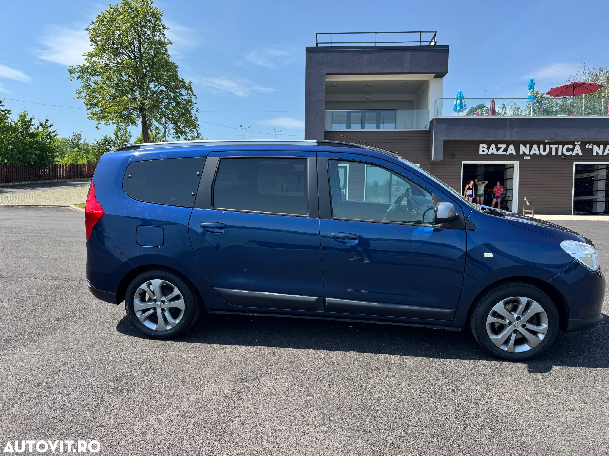 Dacia Lodgy 1.2 TCe 115 CP Laureate - 4