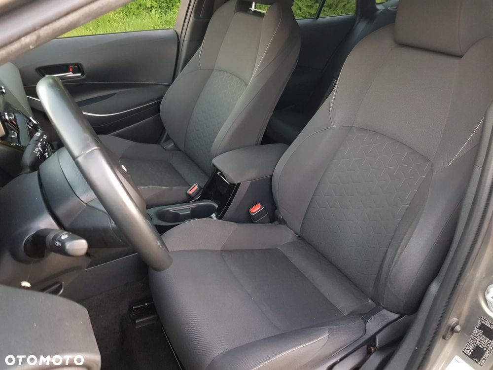 Toyota Corolla - 8