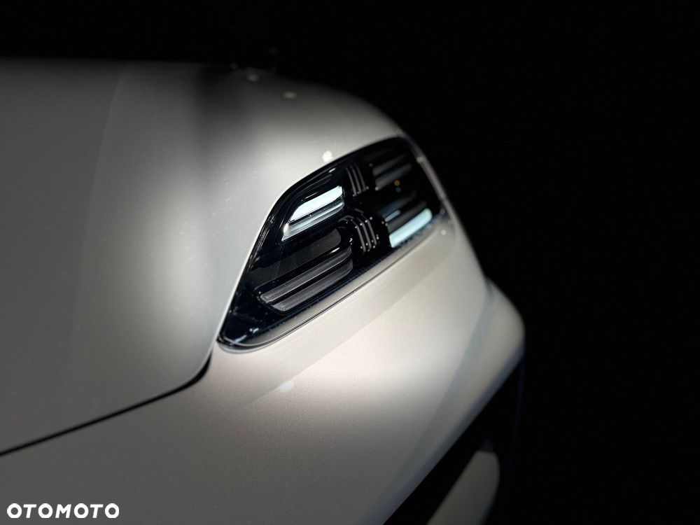 Porsche Macan - 16