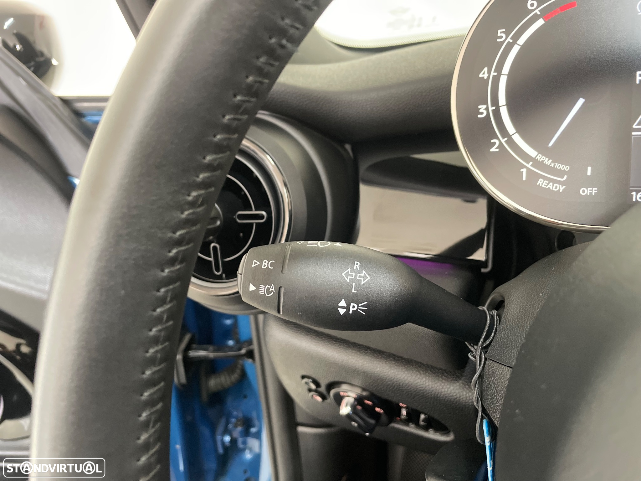 MINI Cabrio Cooper Premium Extra Classic Auto - 16