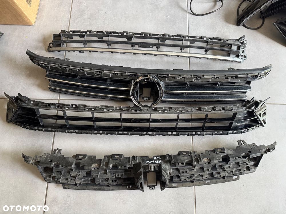 Volkswagen Arteon atrapa grill kratka