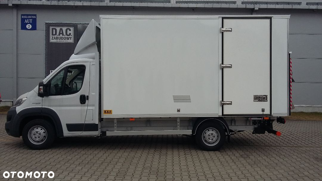 DRZWI TYLNE STR L+P Z MONTAŻEM POD WYMIAR - 7
