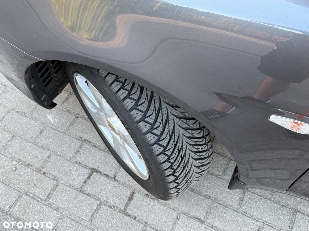 Mitsubishi Lancer 1.8 Intense - 9