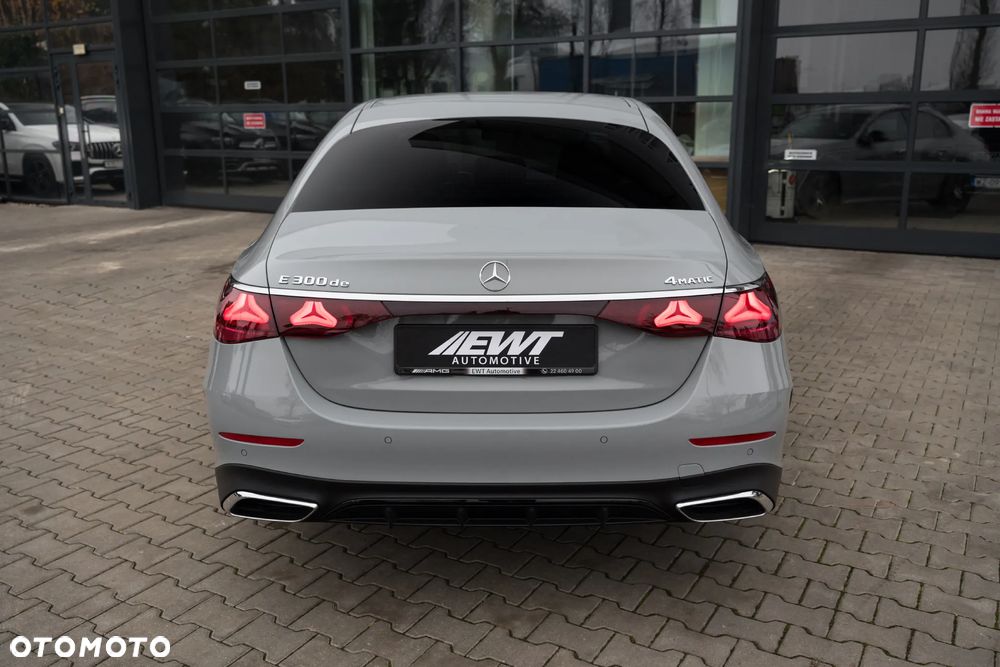 Mercedes-Benz Klasa E 300 de 4-Matic AMG - 6
