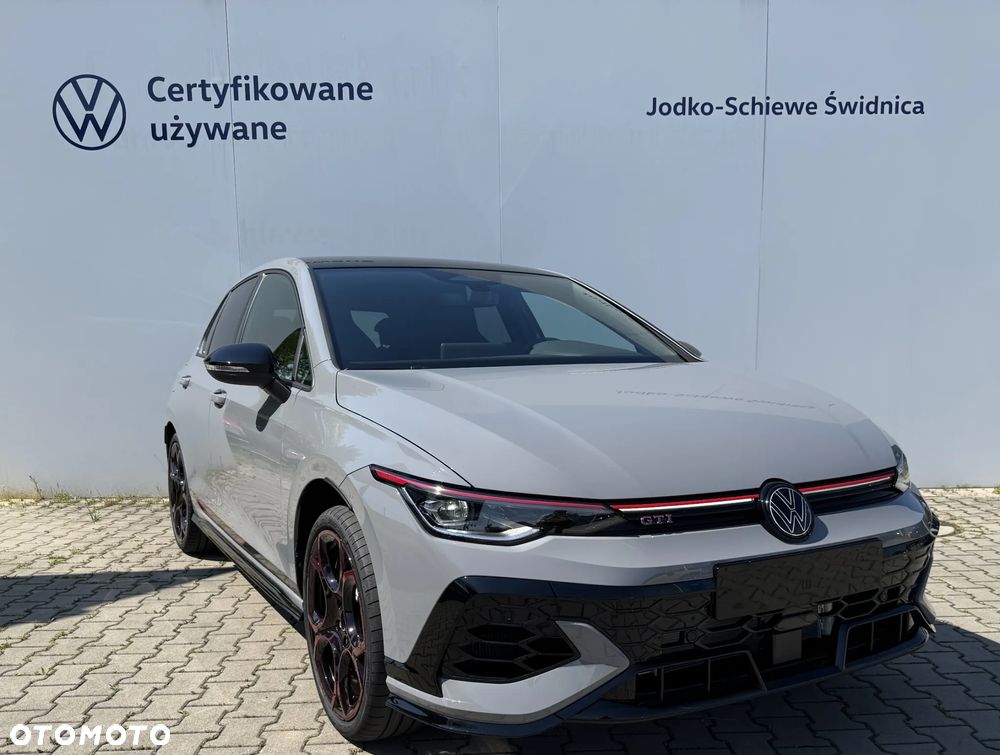 Volkswagen Golf 2.0 TSI GTI Edition 50 DSG - 3