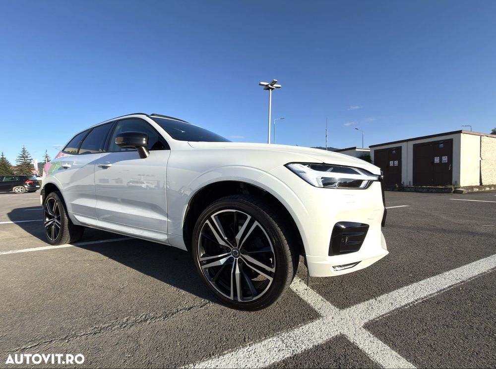 Volvo XC 60 B4 MHEV R-Design - 32