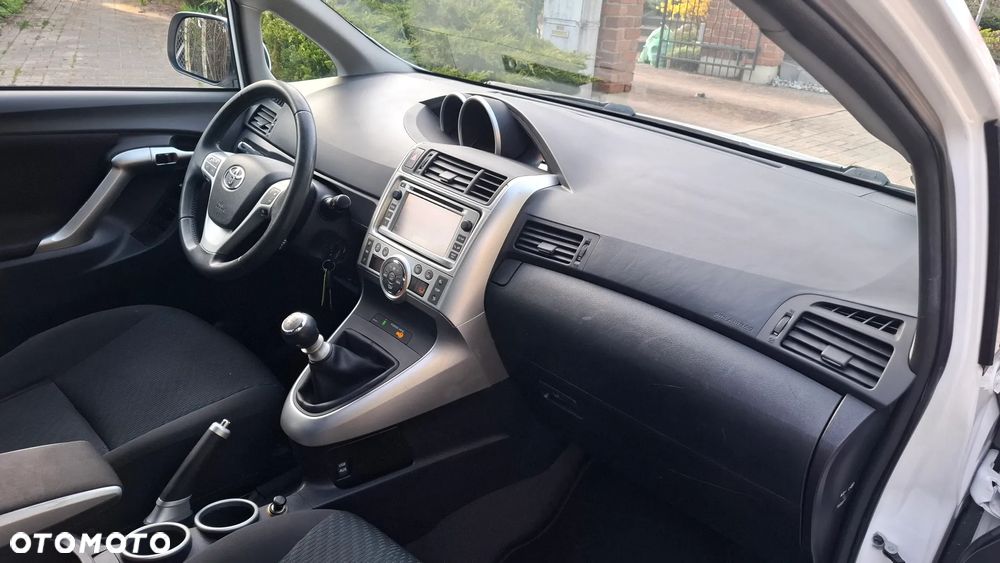 Toyota Verso 1.6 5-Sitzer Edition-S - 8