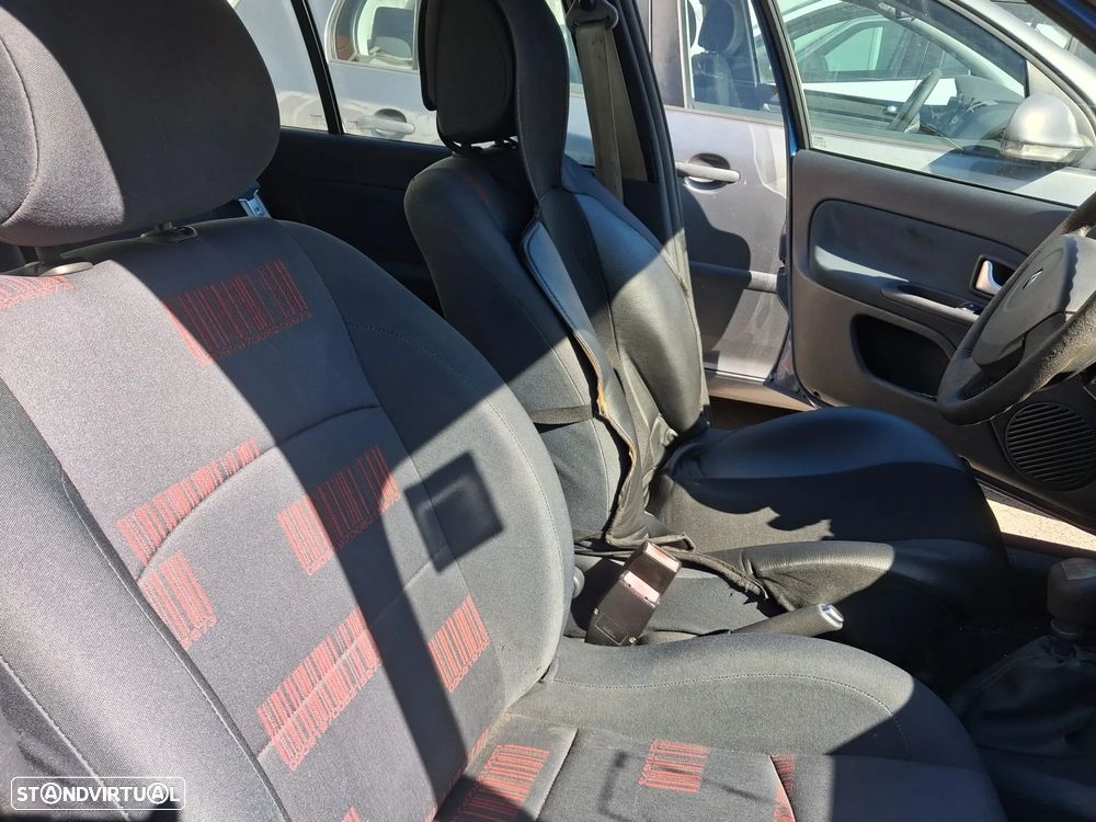 Renault Clio 1.2 16V Extreme - 12