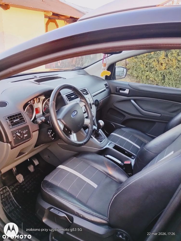 Ford Kuga 2.0 TDCi Titanium - 6