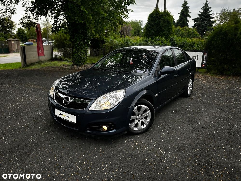 Opel Vectra 1.8 Cosmo Plus - 1