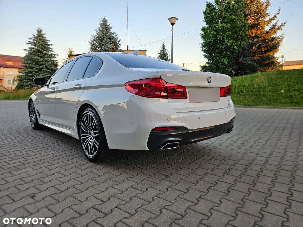 BMW Seria 5 520d xDrive M Sport sport - 23