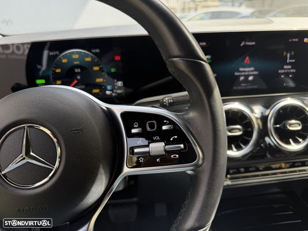 Mercedes-Benz GLA 250 e 8G-DCT Progressive - 36