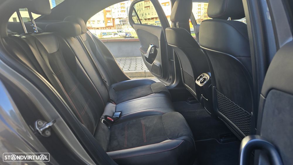 Mercedes-Benz A 180 Limousine d AMG Line Aut. - 18