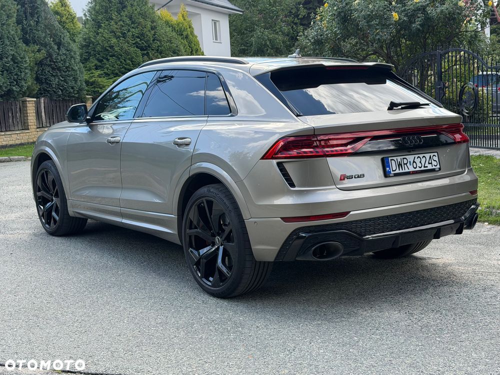 Audi RS Q8 - 6