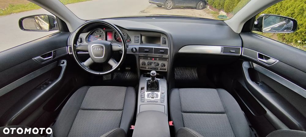 Audi A6 Limousine 2.4 - 19