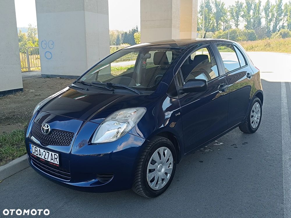 Toyota Yaris - 8