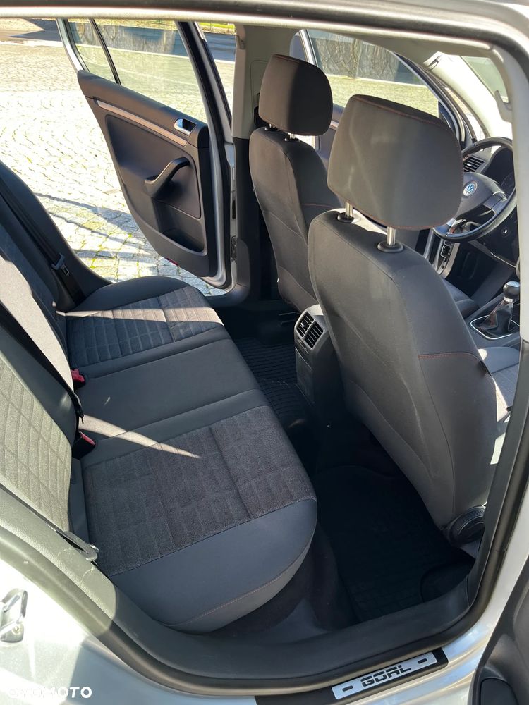 Volkswagen Golf - 12